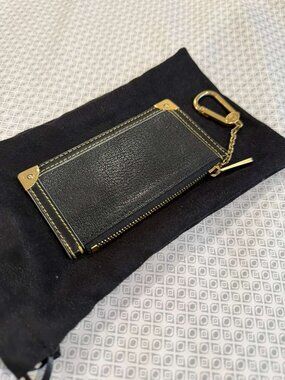 Preloved Authentic Louis Vuitton Black leather Suhali Key Pouch
